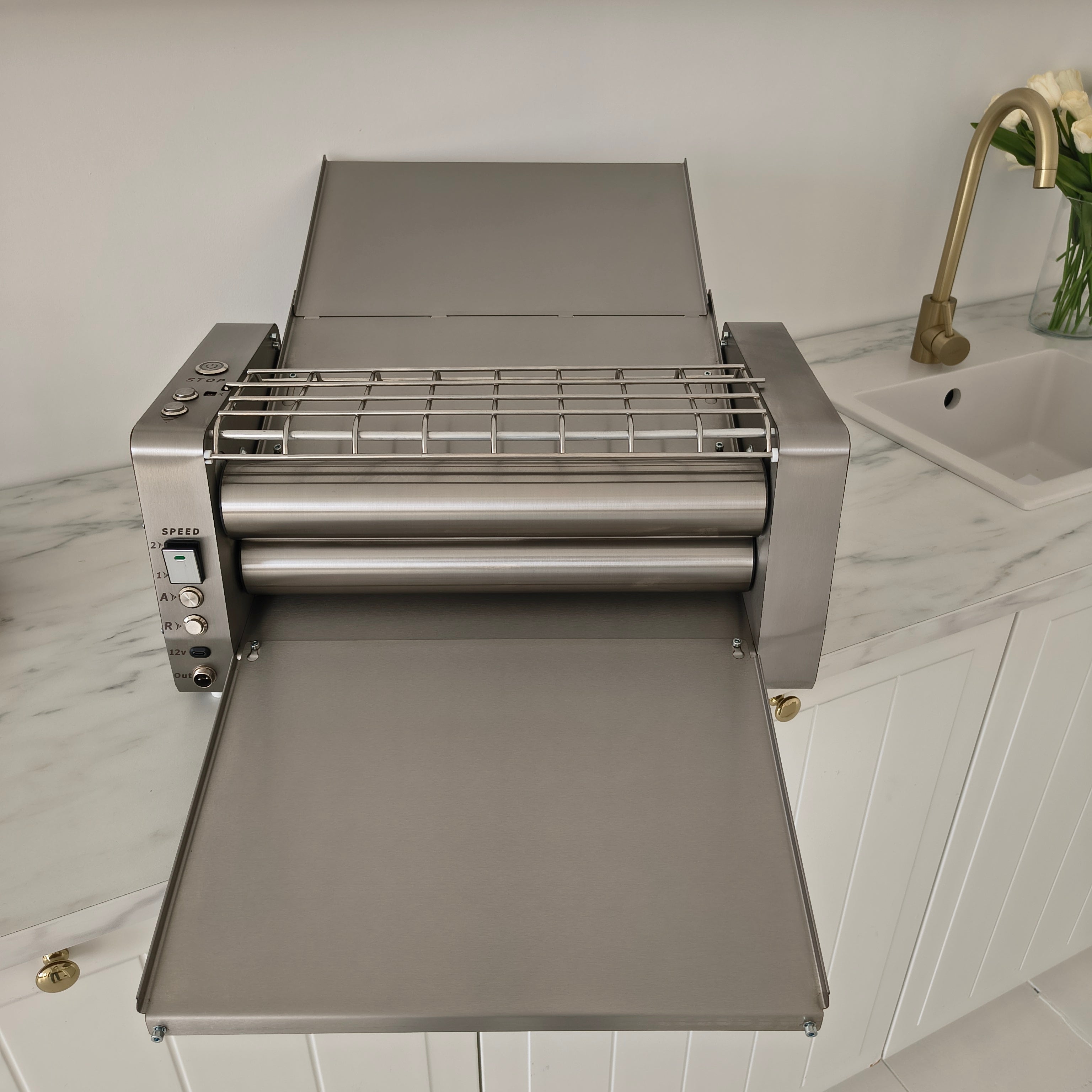 Laminadora de masa eléctrica FARINA PRIMA E400/E500 con rodillos adicionales