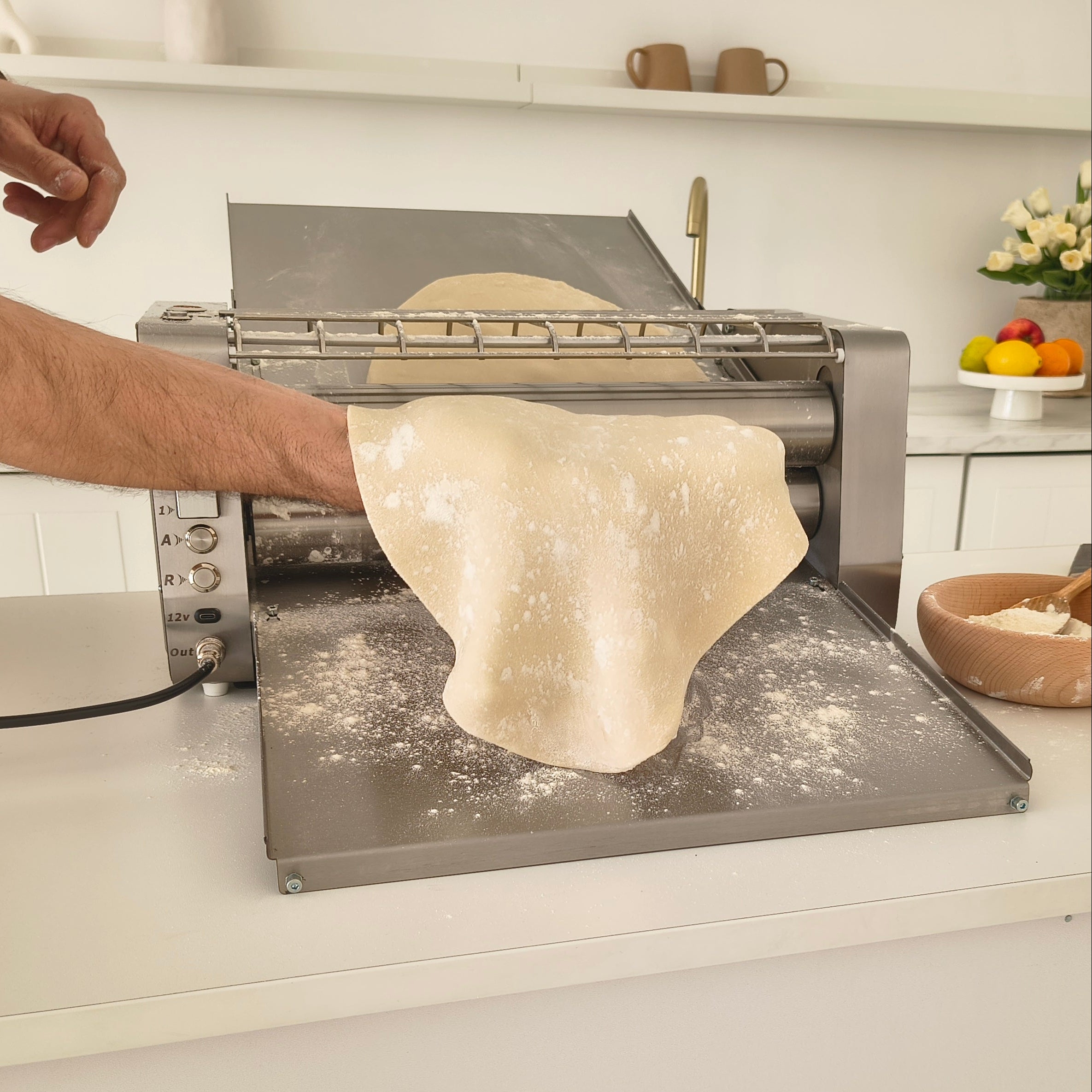 Laminadora de masa eléctrica FARINA PRIMA E400/E500 con rodillos adicionales