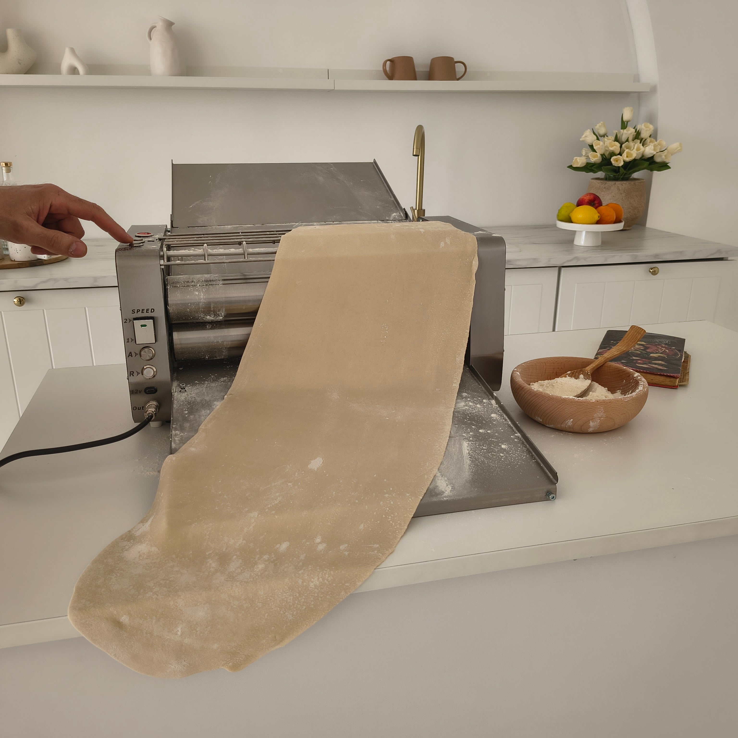 Laminadora de masa eléctrica FARINA PRIMA E400/E500 con rodillos adicionales